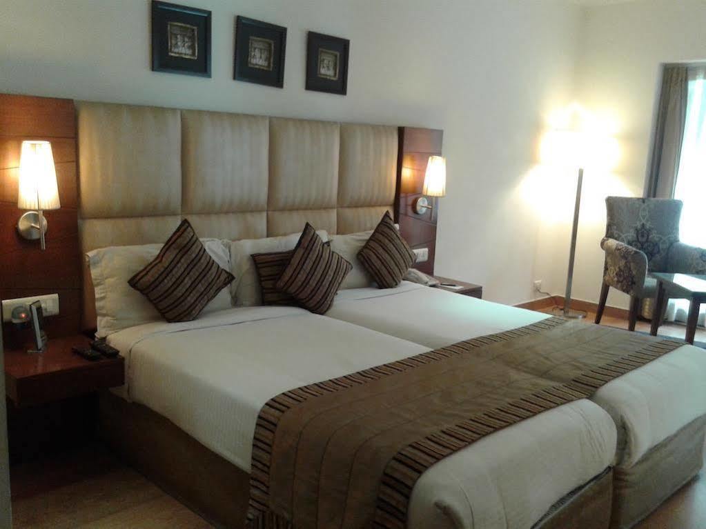Ahuja Residency Sunder Nagar Hotel New Delhi Luaran gambar