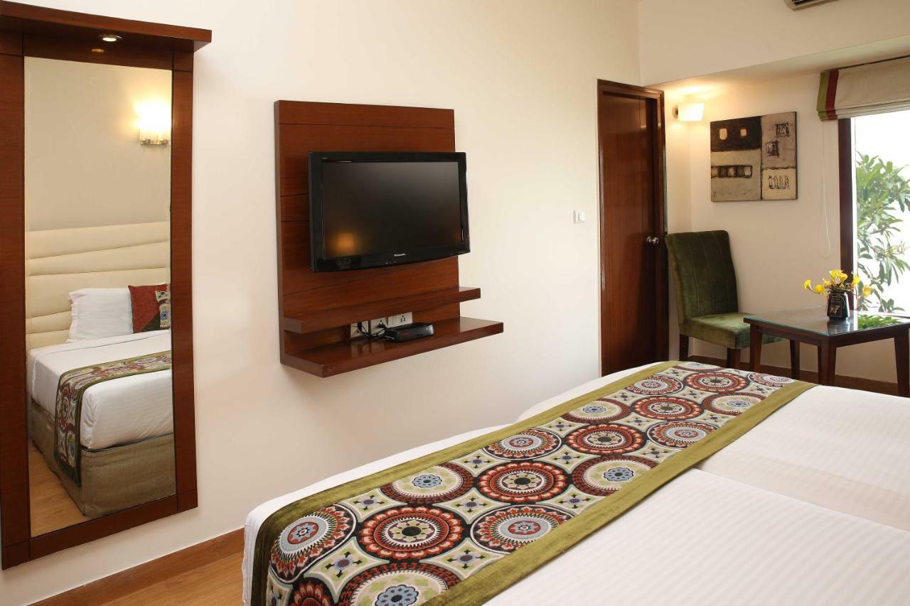 Ahuja Residency Sunder Nagar Hotel New Delhi Luaran gambar