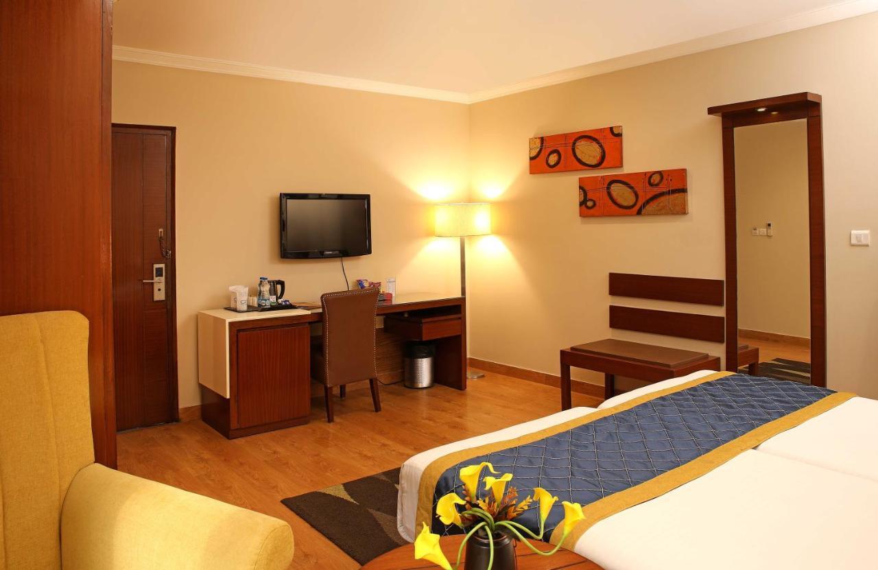 Ahuja Residency Sunder Nagar Hotel New Delhi Luaran gambar